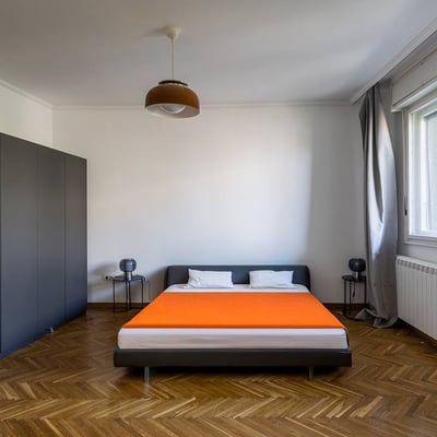 Rental of a bright 3-room apartment, 99 m², city center, Belgrade, Serbia